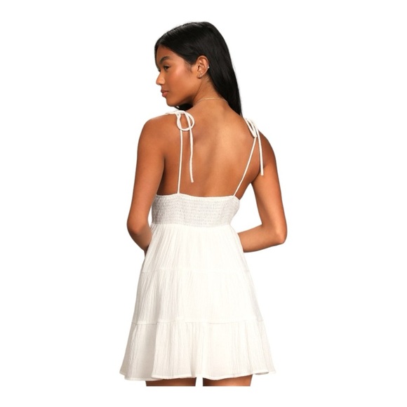 LULUS Lulu’s Effortless Ease White Tie-Strap Tiered Skater‎ Dress size Medium - Picture 4 of 14
